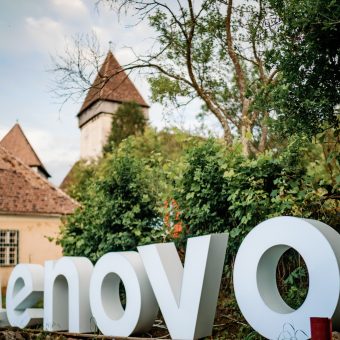Petrecere corporate Lenovo